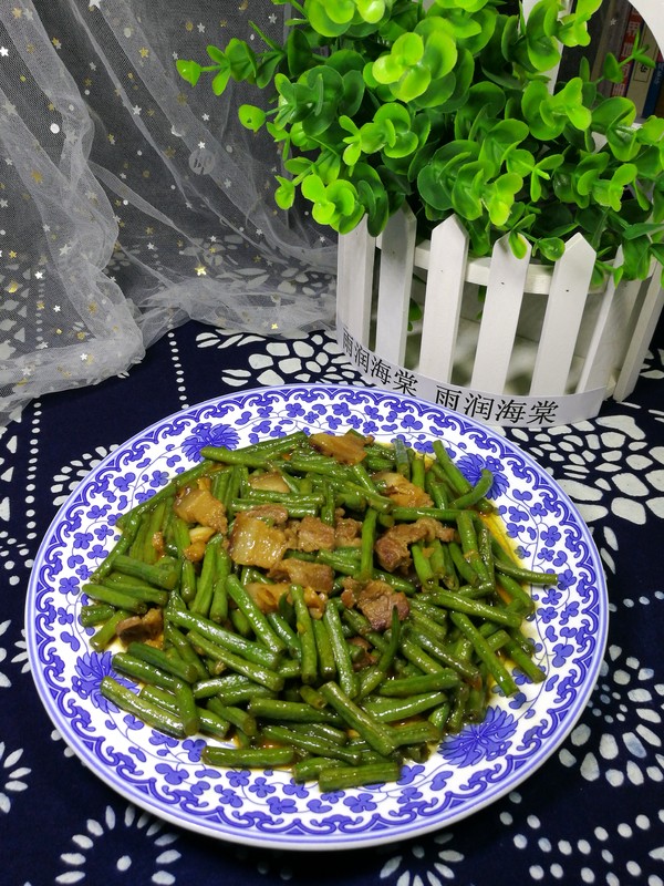 回鍋肉炒長豆角的做法-家常味炒菜譜-易網健康養生網 回鍋肉炒長豆角的做法-家常味炒菜譜