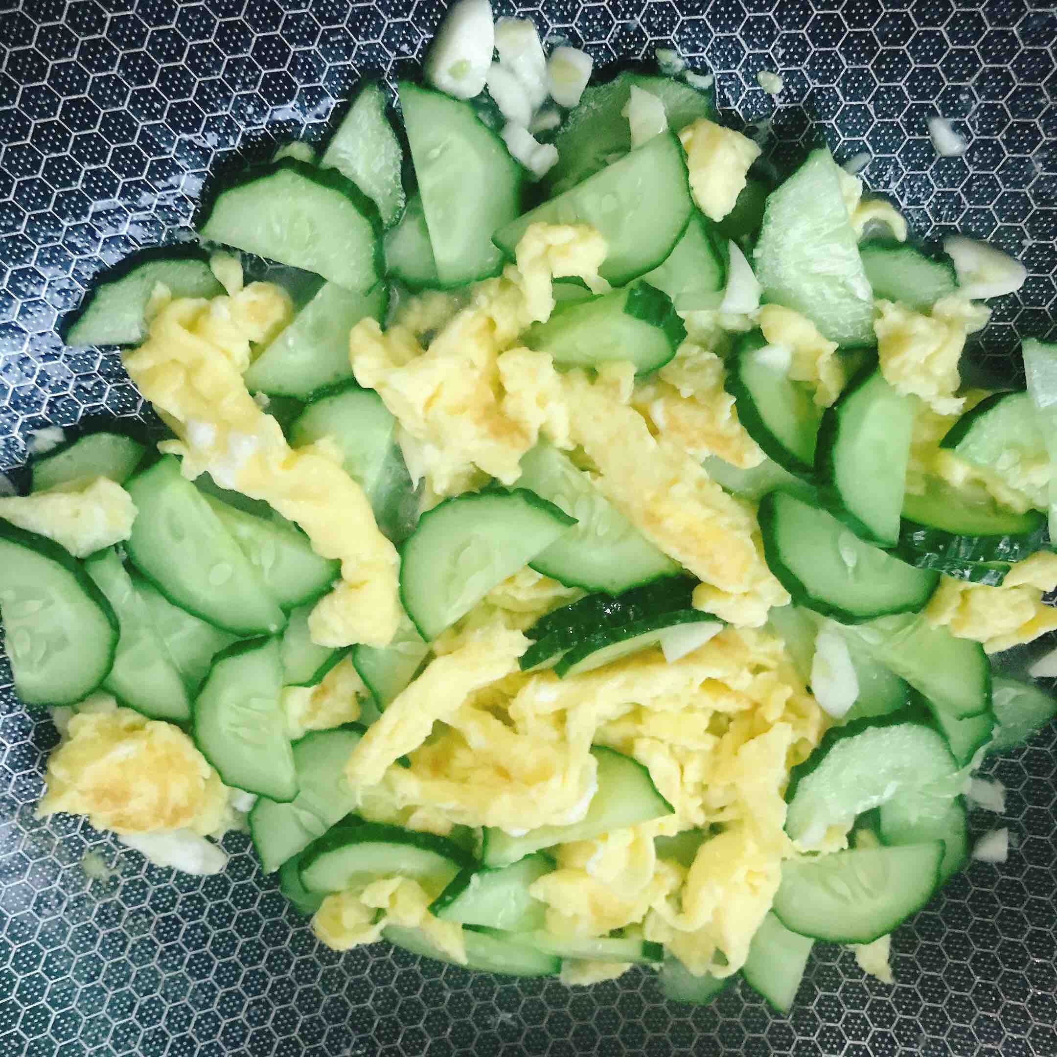 青瓜炒雞蛋的做法-家常味炒菜譜