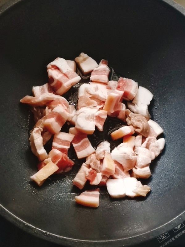 蕨菜燒肉的做法-咸鮮味燒菜譜
