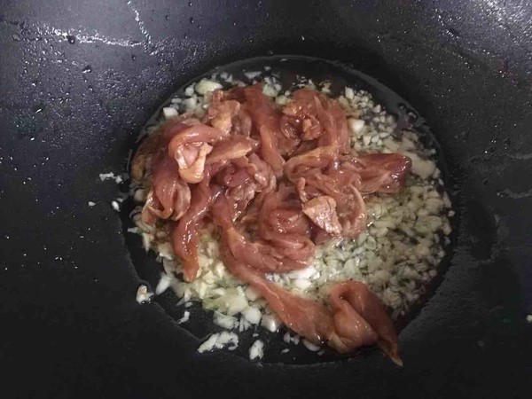 香干炒肉的做法-香辣味炒菜譜