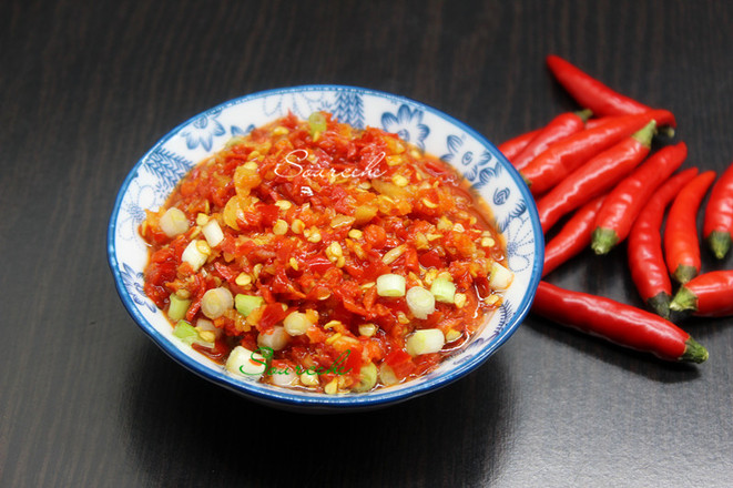 剁椒蒸魚頭的做法-香辣味蒸菜譜-易網(wǎng)健康養(yǎng)生網(wǎng) 剁椒蒸魚頭的做法-香辣味蒸菜譜