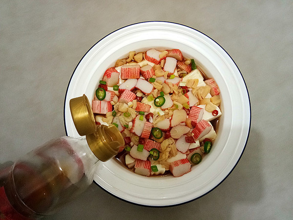 蟹肉棒蒸豆腐的做法-咸鮮味蒸菜譜-易網(wǎng)健康養(yǎng)生網(wǎng) 蟹肉棒蒸豆腐的做法-咸鮮味蒸菜譜