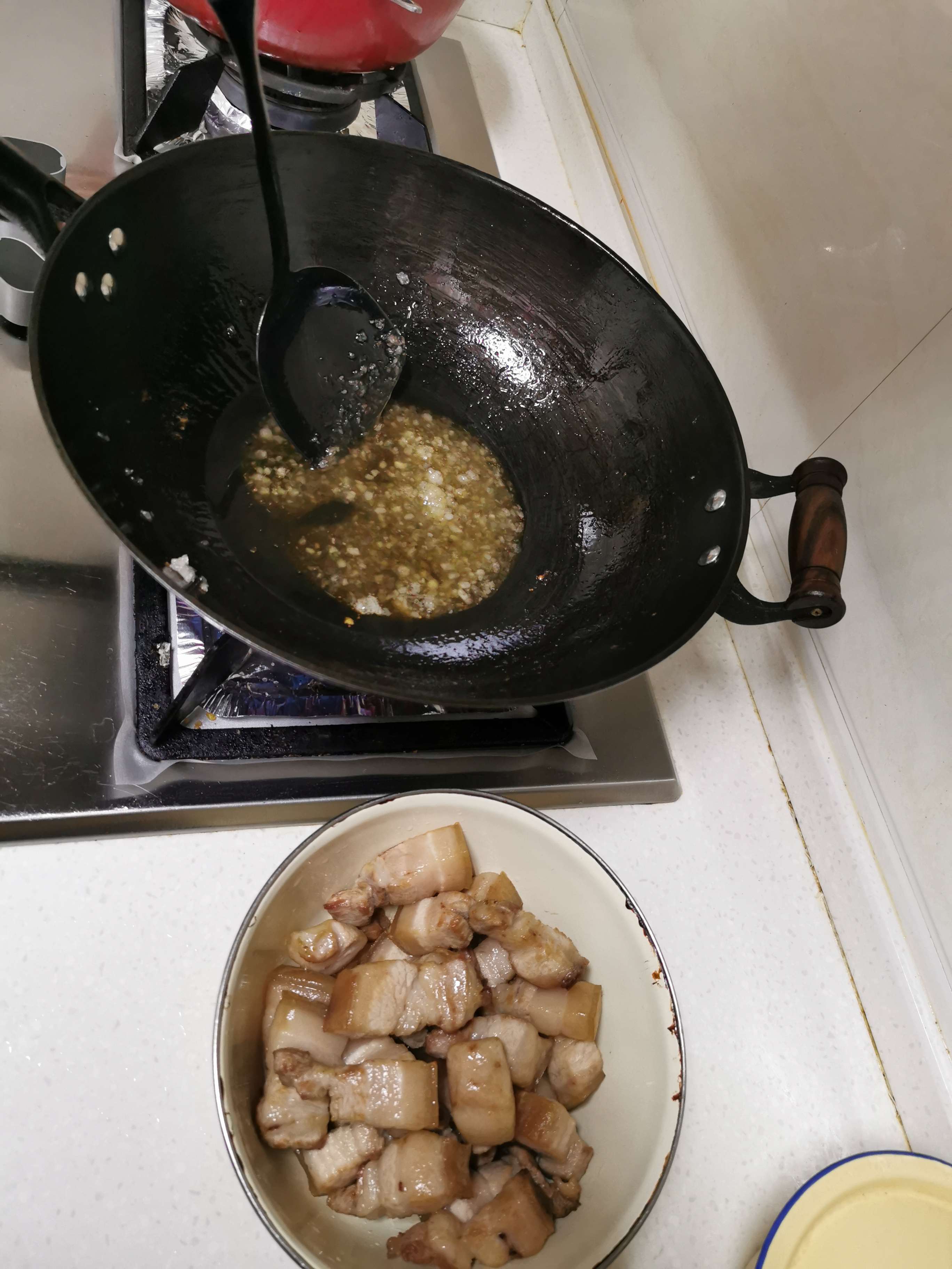 土豆紅燒肉的做法-甜味燉菜譜
