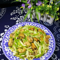 蒜黃炒貽貝蝦仁的做法-家常味炒菜譜