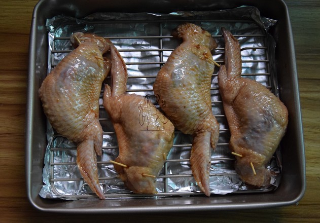 雞翅包飯的做法-家常味烤菜譜-易網(wǎng)健康養(yǎng)生網(wǎng) 雞翅包飯的做法-家常味烤菜譜