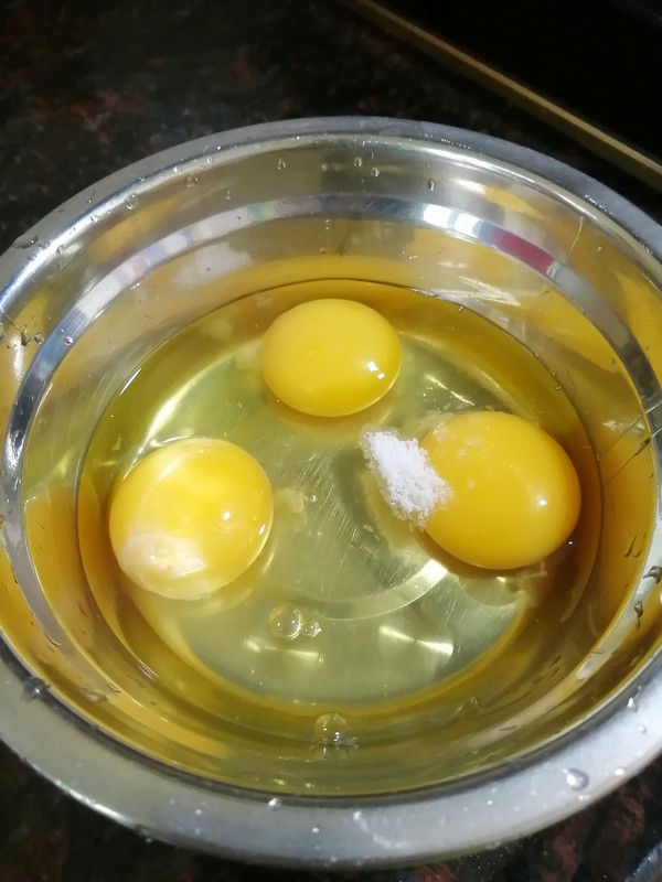 白飯魚煎蛋的做法-家常味煎菜譜