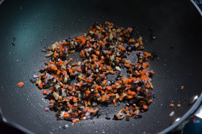 雞翅包飯的做法-家常味烤菜譜-易網(wǎng)健康養(yǎng)生網(wǎng) 雞翅包飯的做法-家常味烤菜譜