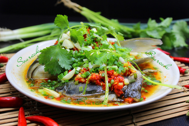 剁椒蒸魚頭的做法-香辣味蒸菜譜-易網(wǎng)健康養(yǎng)生網(wǎng) 剁椒蒸魚頭的做法-香辣味蒸菜譜