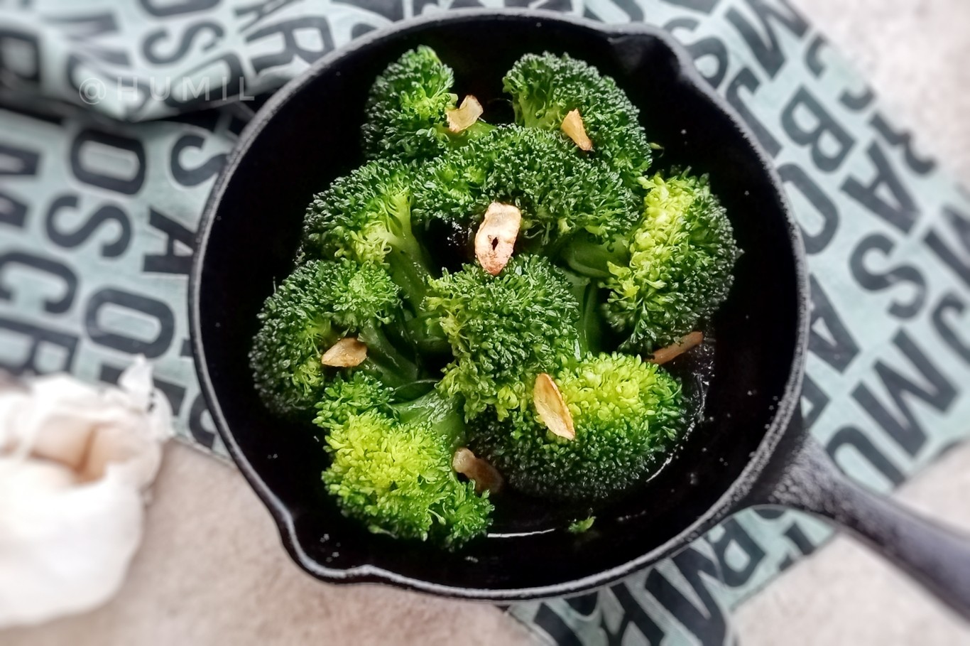 蒜香蒸西蘭花的做法-蒜香味蒸菜譜-易網健康養生網 蒜香蒸西蘭花的做法-蒜香味蒸菜譜