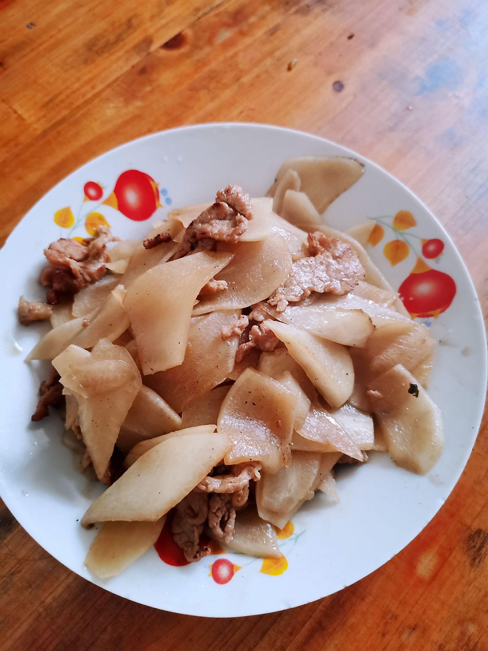 豬肉炒蘿卜的做法-家常味炒菜譜-易網(wǎng)健康養(yǎng)生網(wǎng) 豬肉炒蘿卜的做法-家常味炒菜譜
