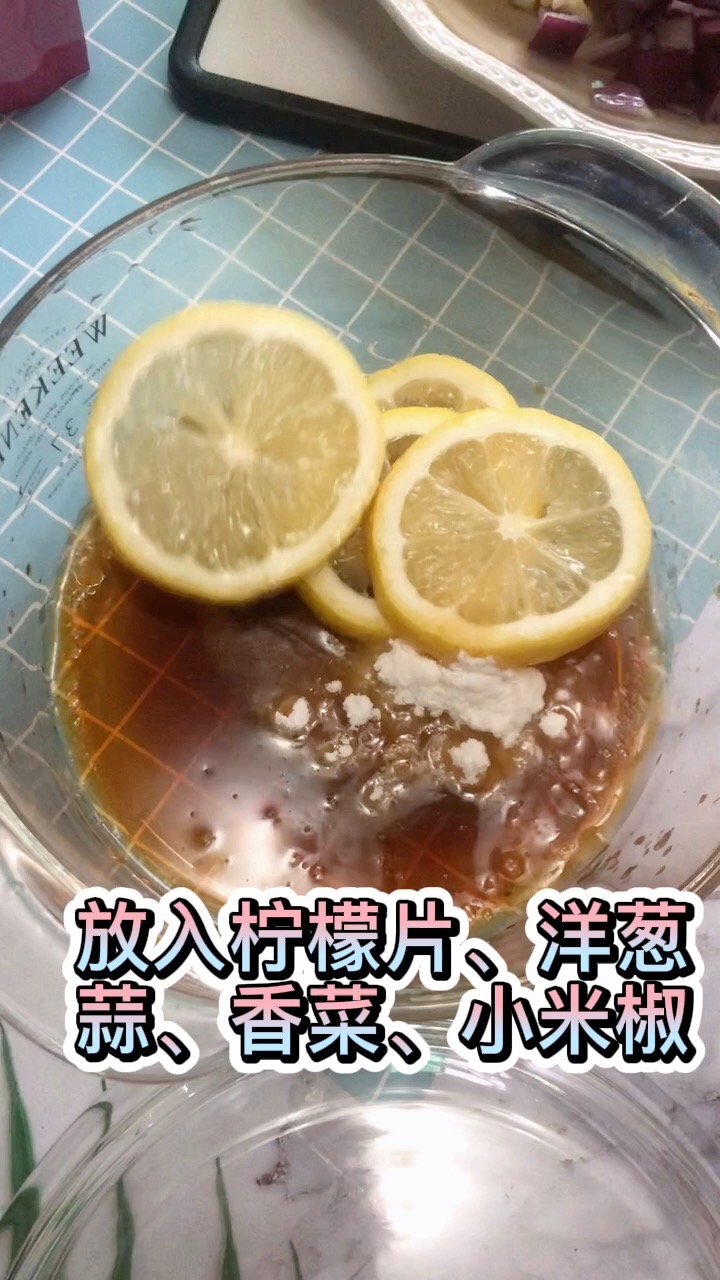 泰式檸檬鳳爪的做法-酸辣味泡菜譜