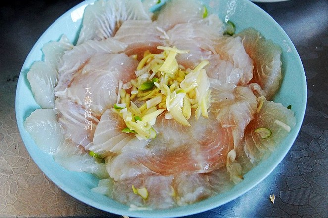 清蒸龍利魚的做法-咸鮮味蒸菜譜-易網(wǎng)健康養(yǎng)生網(wǎng) 清蒸龍利魚的做法-咸鮮味蒸菜譜