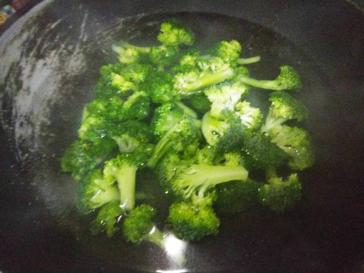 麻醬西蘭花的做法-麻醬味其它工藝菜譜