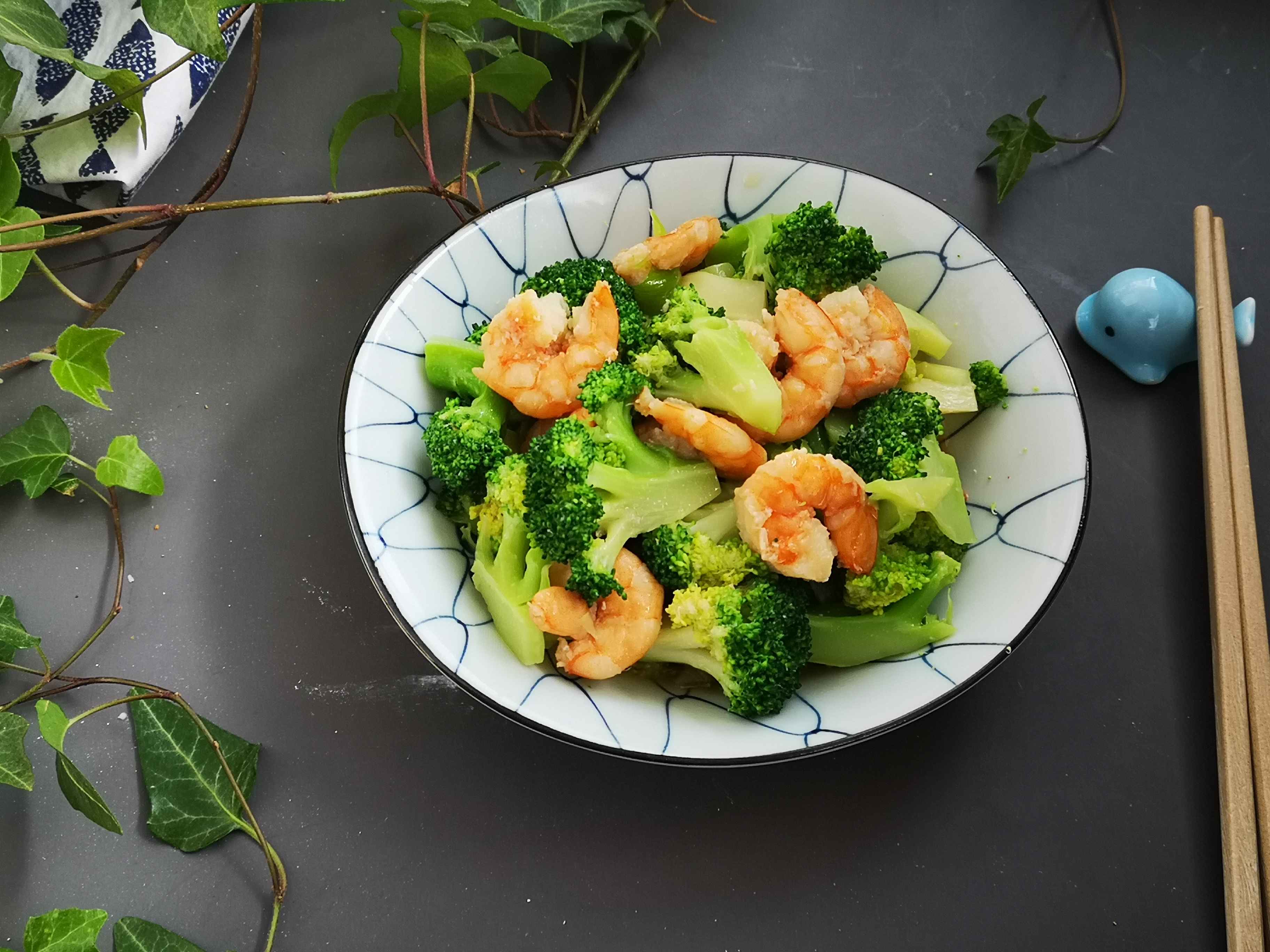 美味不發胖，蝦仁西藍花的做法-咸鮮味炒菜譜