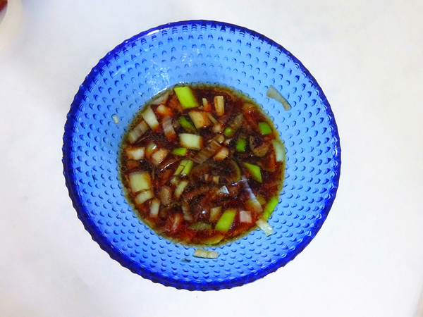 海參蒸蛋的做法-咸鮮味蒸菜譜-易網(wǎng)健康養(yǎng)生網(wǎng) 海參蒸蛋的做法-咸鮮味蒸菜譜