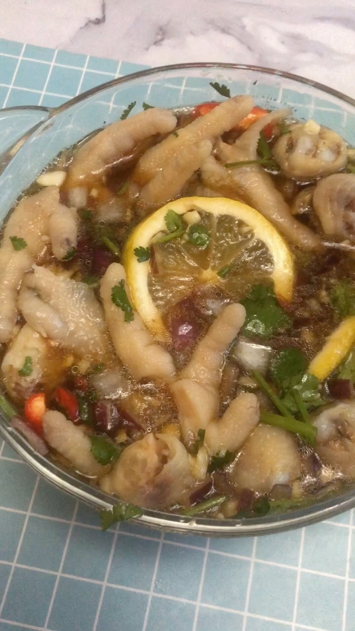 泰式檸檬鳳爪的做法-酸辣味泡菜譜