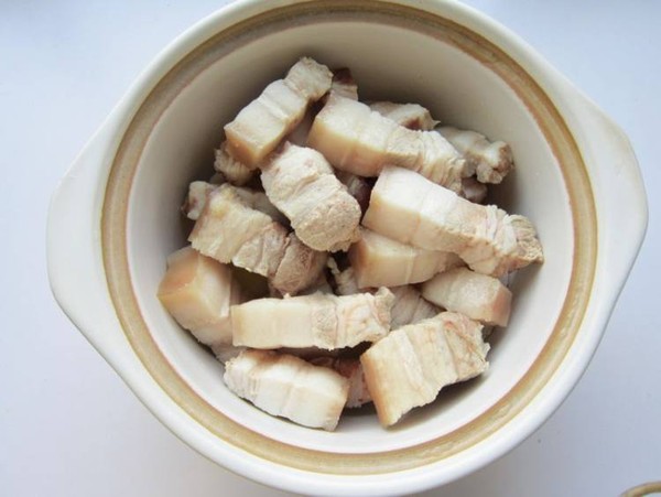 蓮藕肉煲的做法-家常味燉菜譜-易網健康養生網 蓮藕肉煲的做法-家常味燉菜譜