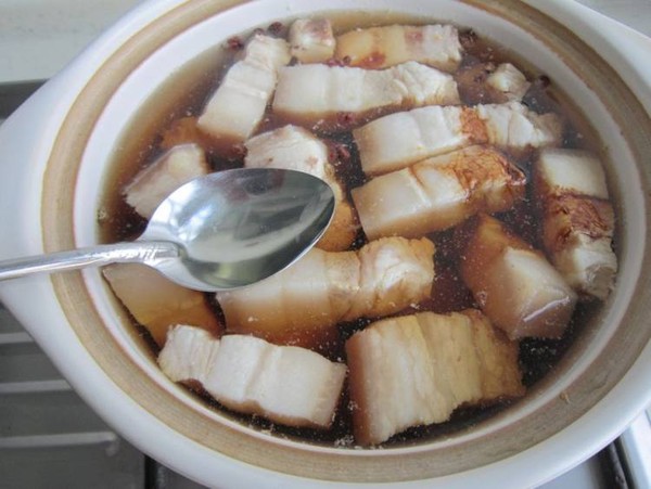 蓮藕肉煲的做法-家常味燉菜譜-易網健康養生網 蓮藕肉煲的做法-家常味燉菜譜
