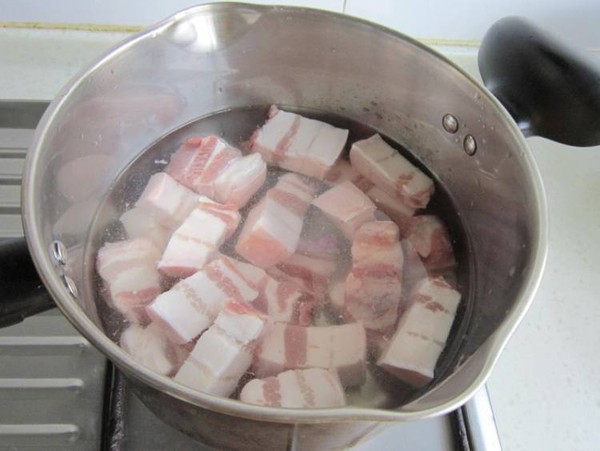 蓮藕肉煲的做法-家常味燉菜譜-易網健康養生網 蓮藕肉煲的做法-家常味燉菜譜