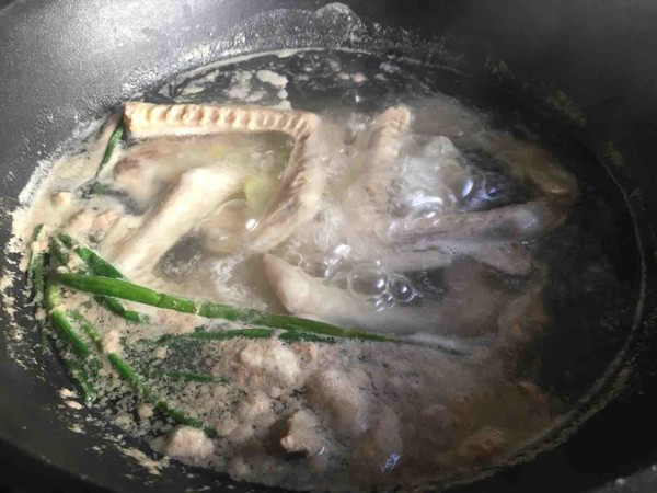 鹵鴨翅的做法-香辣味鹵菜譜-易網(wǎng)健康養(yǎng)生網(wǎng) 鹵鴨翅的做法-香辣味鹵菜譜