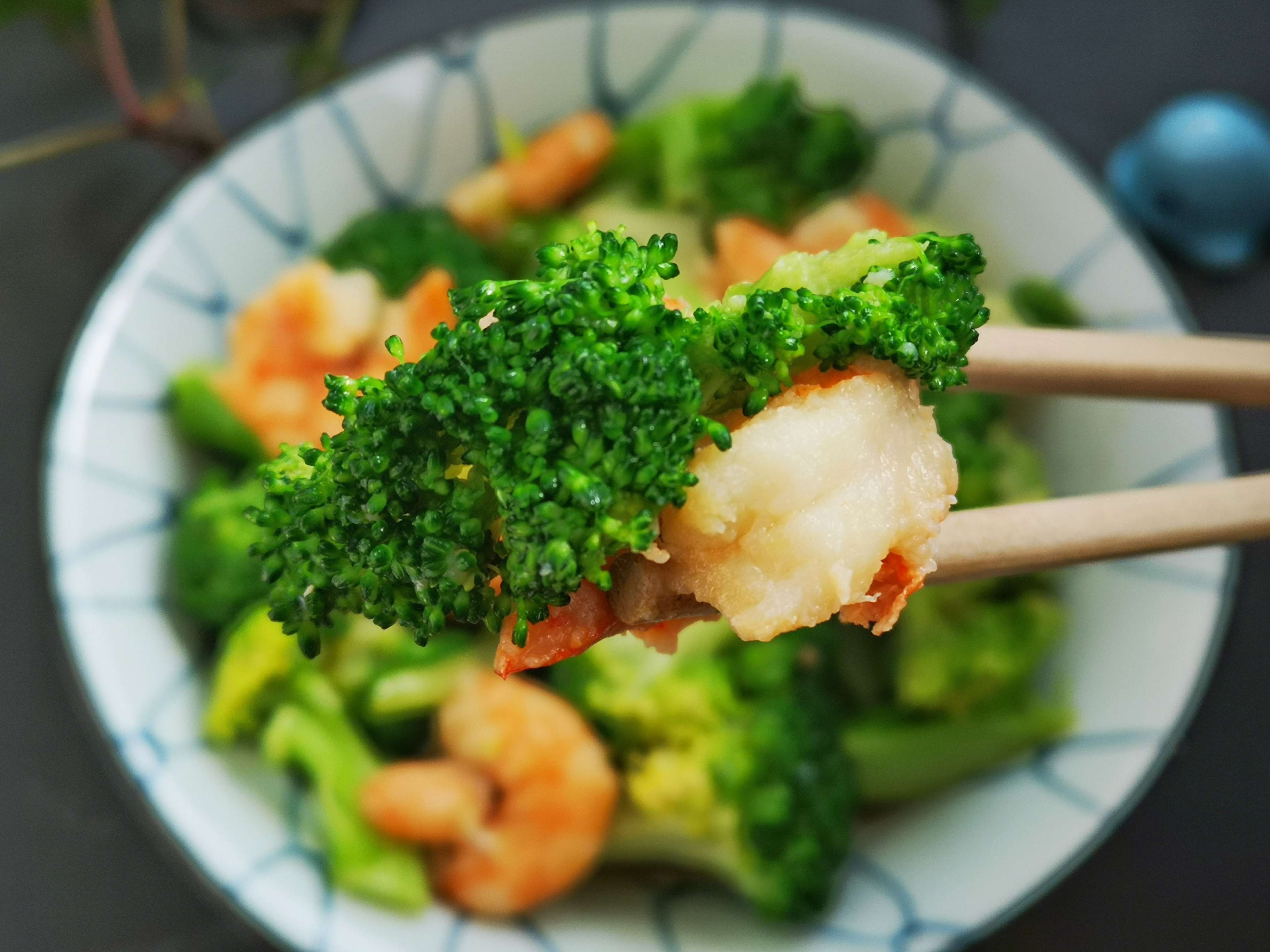 美味不發胖,蝦仁西藍花的做法-咸鮮味炒菜譜-易網健康養生網 美味不發胖,蝦仁西藍花的做法-咸鮮味炒菜譜