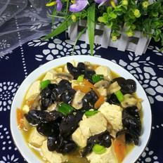 木耳口蘑熘豆腐的做法-家常味熘菜譜