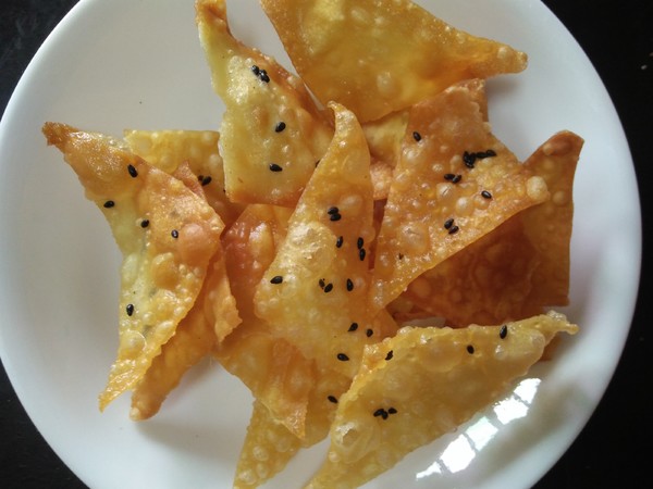炸炒手皮的做法-家常味炸菜譜-易網健康養生網 炸炒手皮的做法-家常味炸菜譜