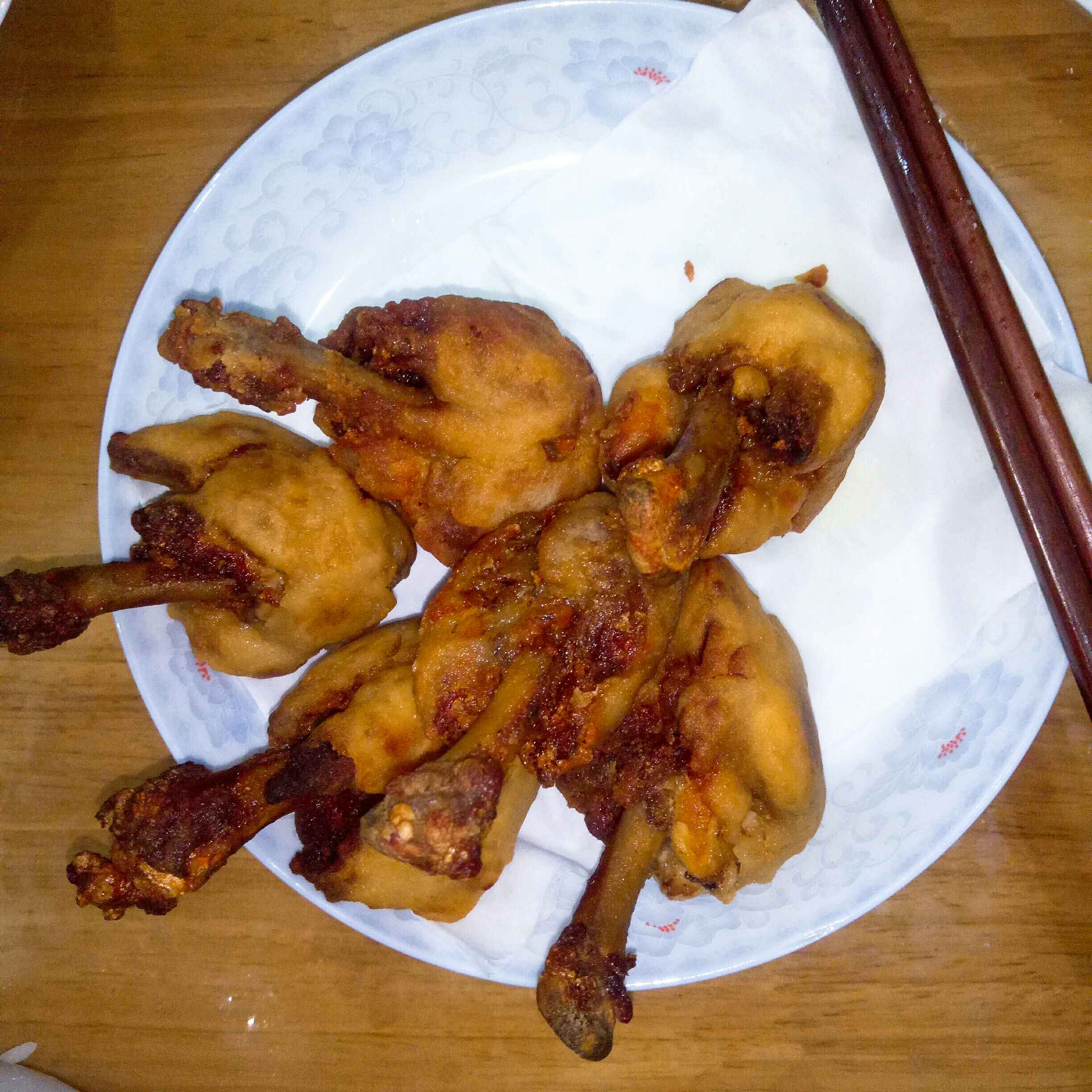 炸雞版雞翅根的做法-咸鮮味炸菜譜-易網健康養生網 炸雞版雞翅根的做法-咸鮮味炸菜譜