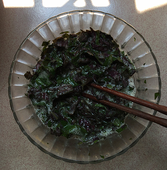 紫蘇煎雞蛋的做法-家常味煎菜譜-易網健康養生網 紫蘇煎雞蛋的做法-家常味煎菜譜