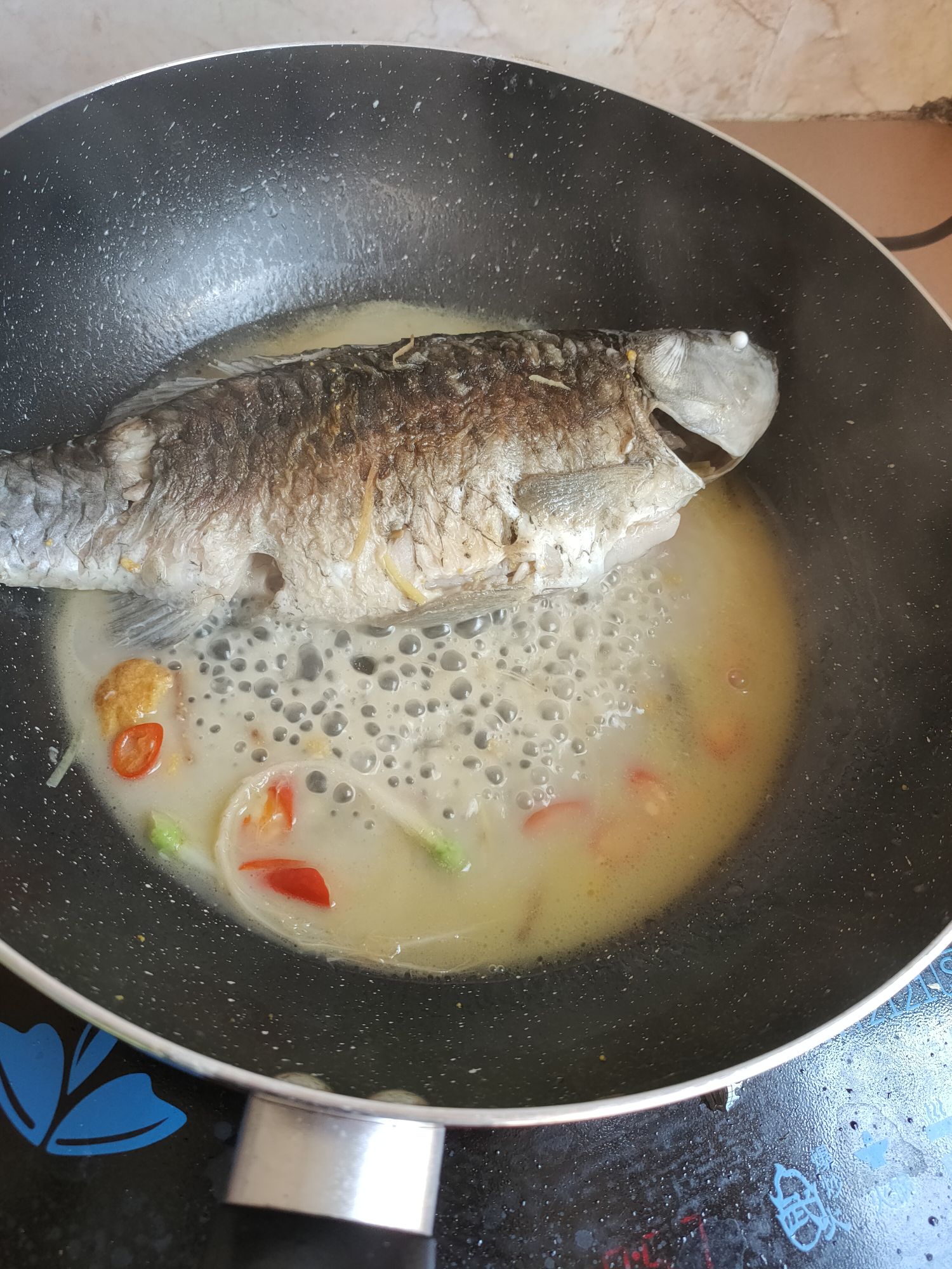 紅燒鯽魚的做法-家常味煎菜譜