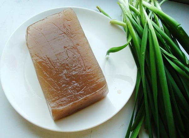 韭菜炒魔芋的做法-香辣味炒菜譜-易網<a href=http://www.aoa7937.com/ target=_blank class=infotextkey>健康養生</a>網 韭菜炒魔芋的做法-香辣味炒菜譜