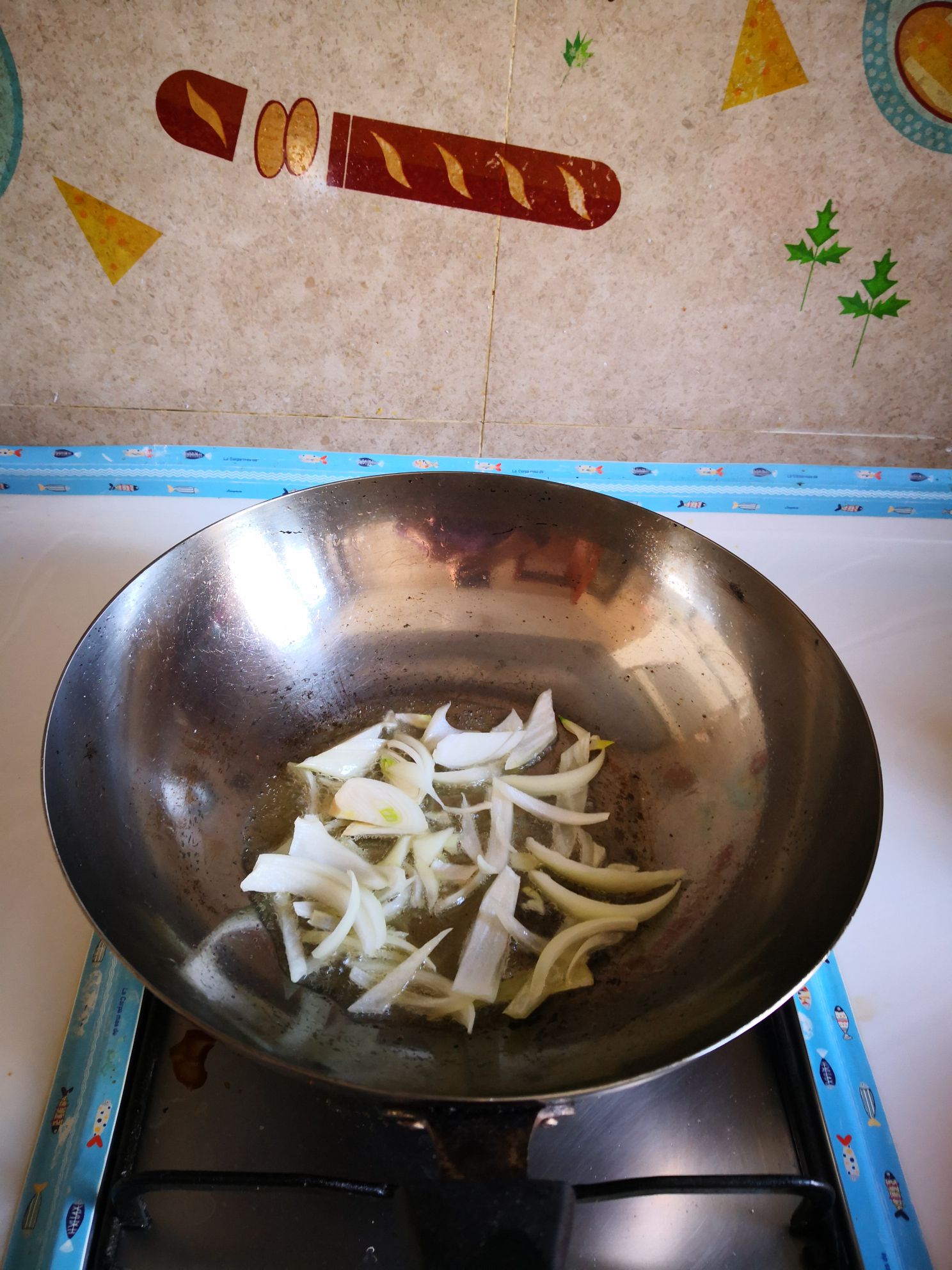 豆芽炒木耳的做法-家常味炒菜譜