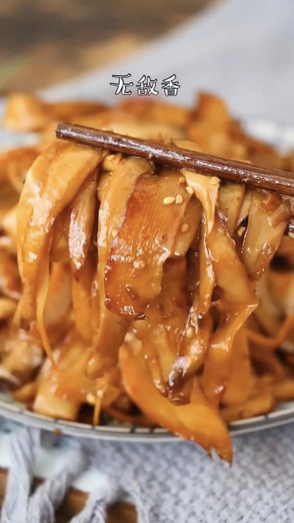 干煸杏鮑菇的做法-家常味炒菜譜-易網健康養生網 干煸杏鮑菇的做法-家常味炒菜譜
