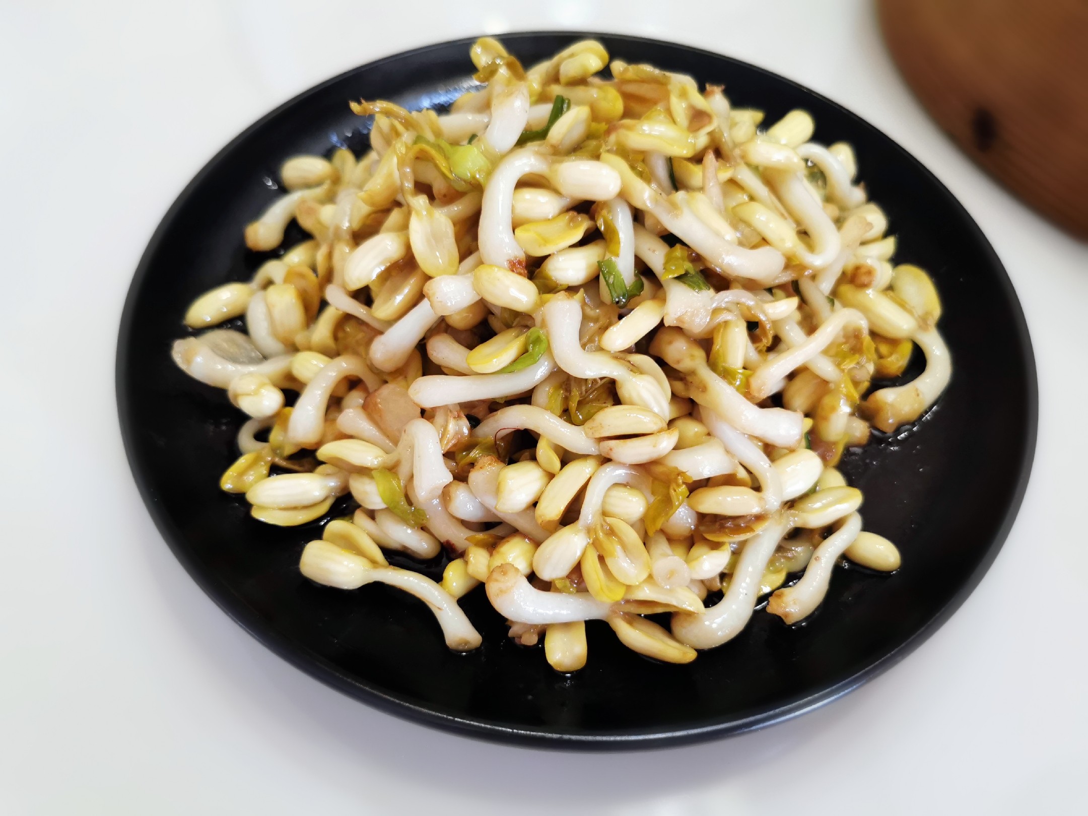 清炒花生芽的做法-家常味炒菜譜-易網健康養生網 清炒花生芽的做法-家常味炒菜譜