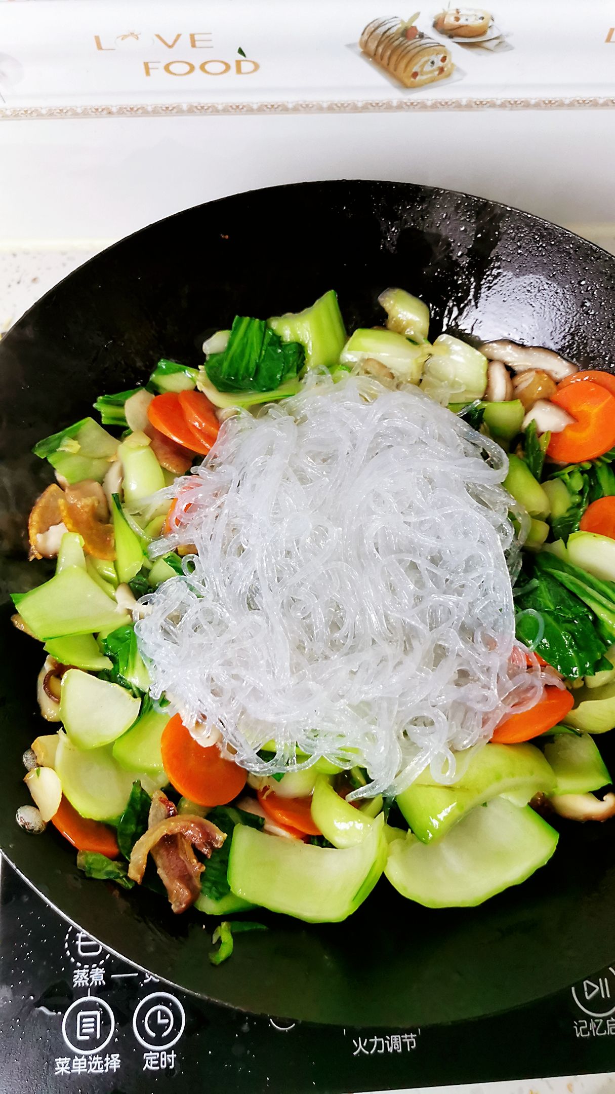 油菜炒粉絲的做法-咸鮮味炒菜譜