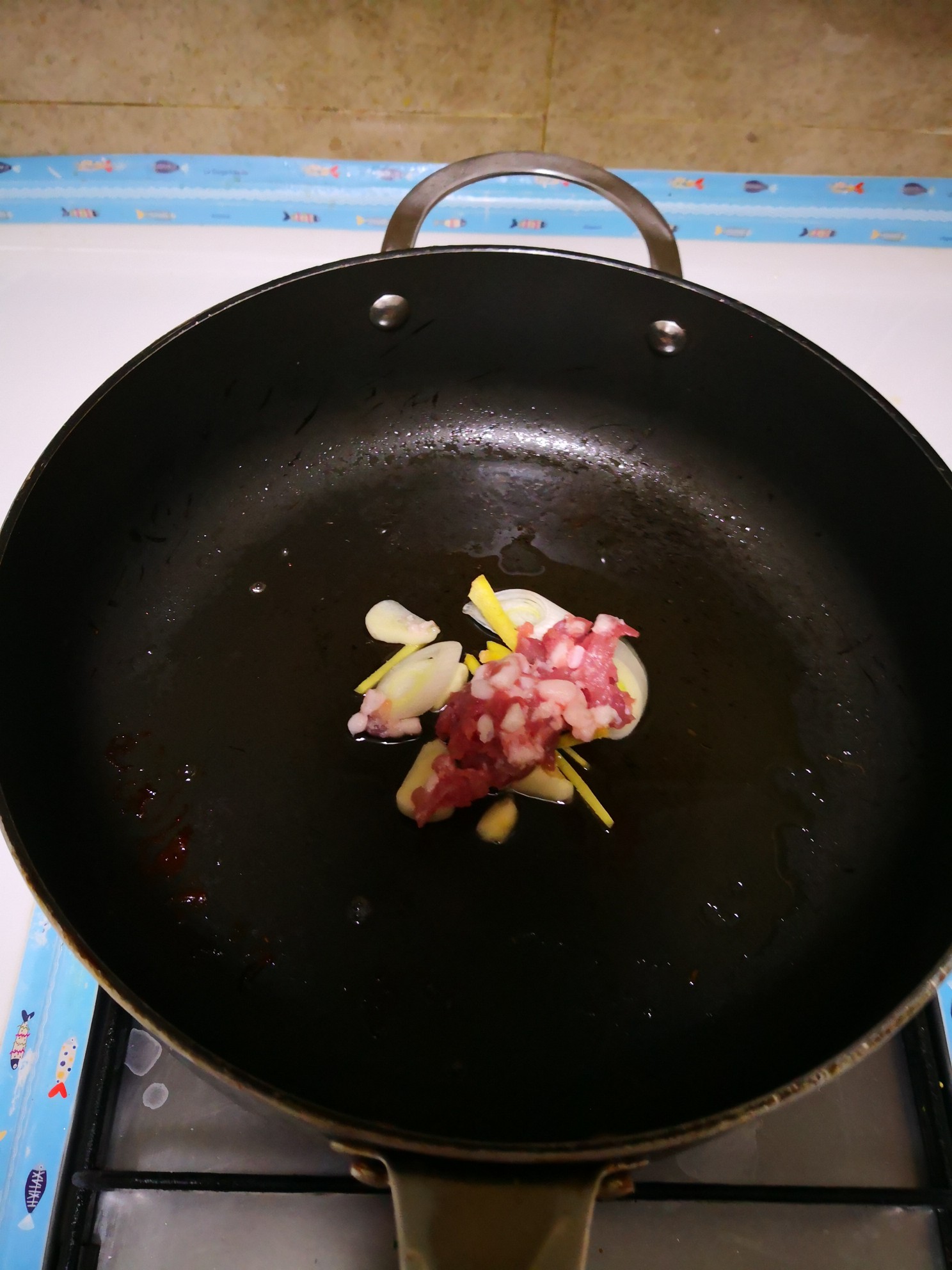 炒西蘭花的做法-家常味炒菜譜