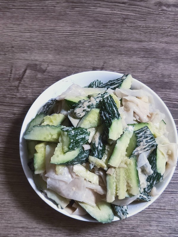 黃瓜拌涼皮。的做法-咸鮮味拌菜譜-易網健康養生網 黃瓜拌涼皮。的做法-咸鮮味拌菜譜