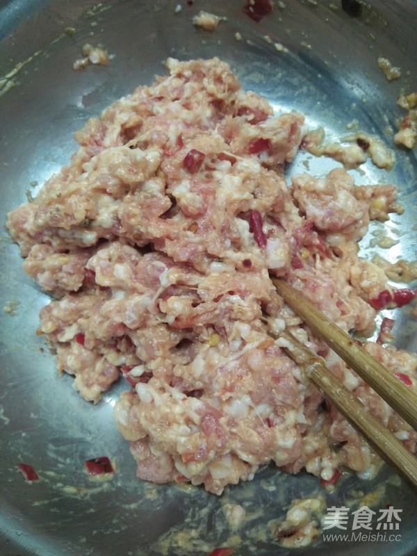 香菇釀肉的做法-咸鮮味煮菜譜
