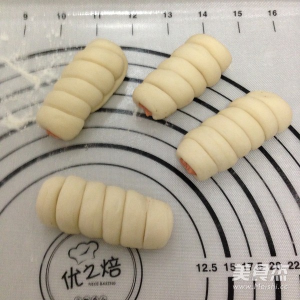 火腿卷小饅頭的做法-家常味蒸菜譜-易網(wǎng)健康養(yǎng)生網(wǎng) 火腿卷小饅頭的做法-家常味蒸菜譜