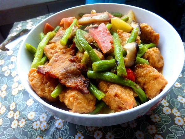 家常燉菜的做法-咸鮮味燉菜譜-易網(wǎng)健康養(yǎng)生網(wǎng) 家常燉菜的做法-咸鮮味燉菜譜