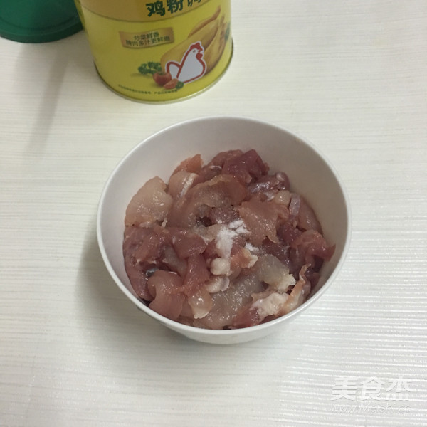 西芹炒肉片的做法-家常味炒菜譜