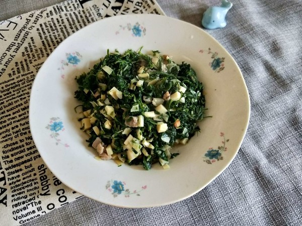 筍丁咸肉炒薺菜的做法-咸鮮味炒菜譜-易網健康養生網 筍丁咸肉炒薺菜的做法-咸鮮味炒菜譜