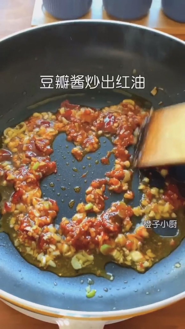 魚(yú)香豆腐的做法-魚(yú)香味炒菜譜