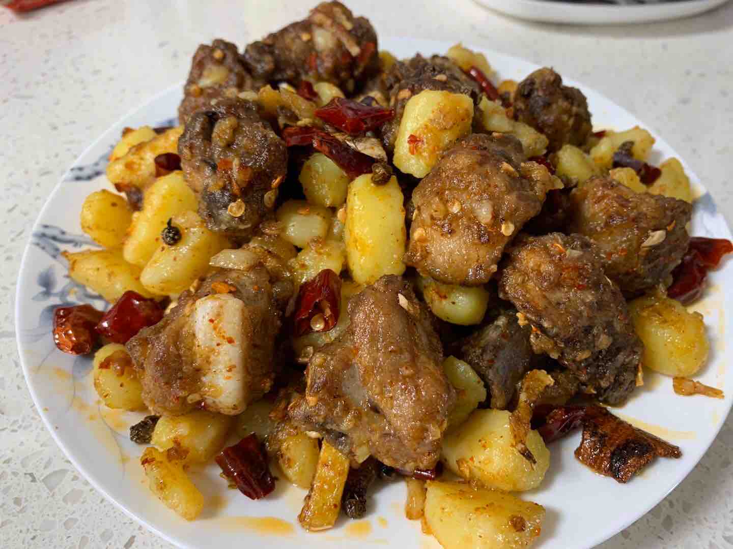 香煎排骨的做法-香辣味炒菜譜-易網健康養生網 香煎排骨的做法-香辣味炒菜譜