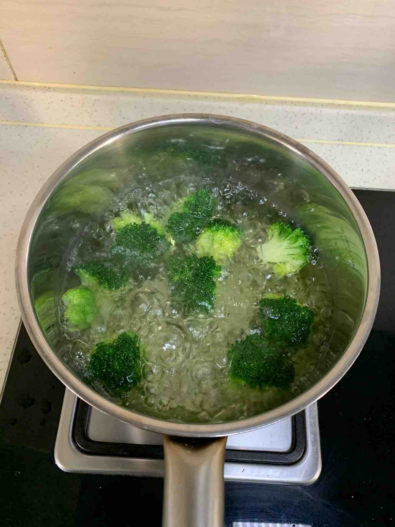 寶寶輔食 西蘭花銀魚粥的做法-其它口味煮菜譜