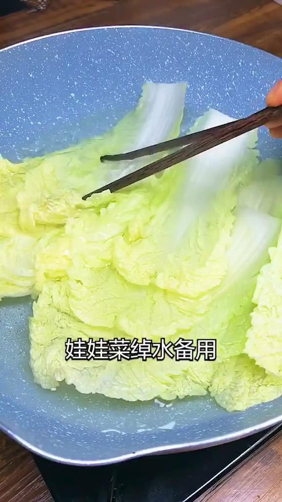 娃娃菜肉卷的做法-家常味炒菜譜