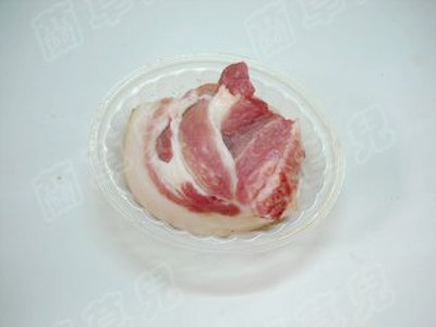香辣牛肉醬烤肉的做法-醬香味微波菜譜