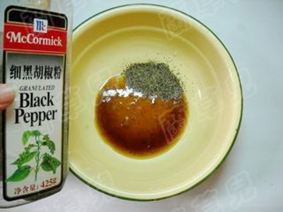香辣牛肉醬烤肉的做法-醬香味微波菜譜
