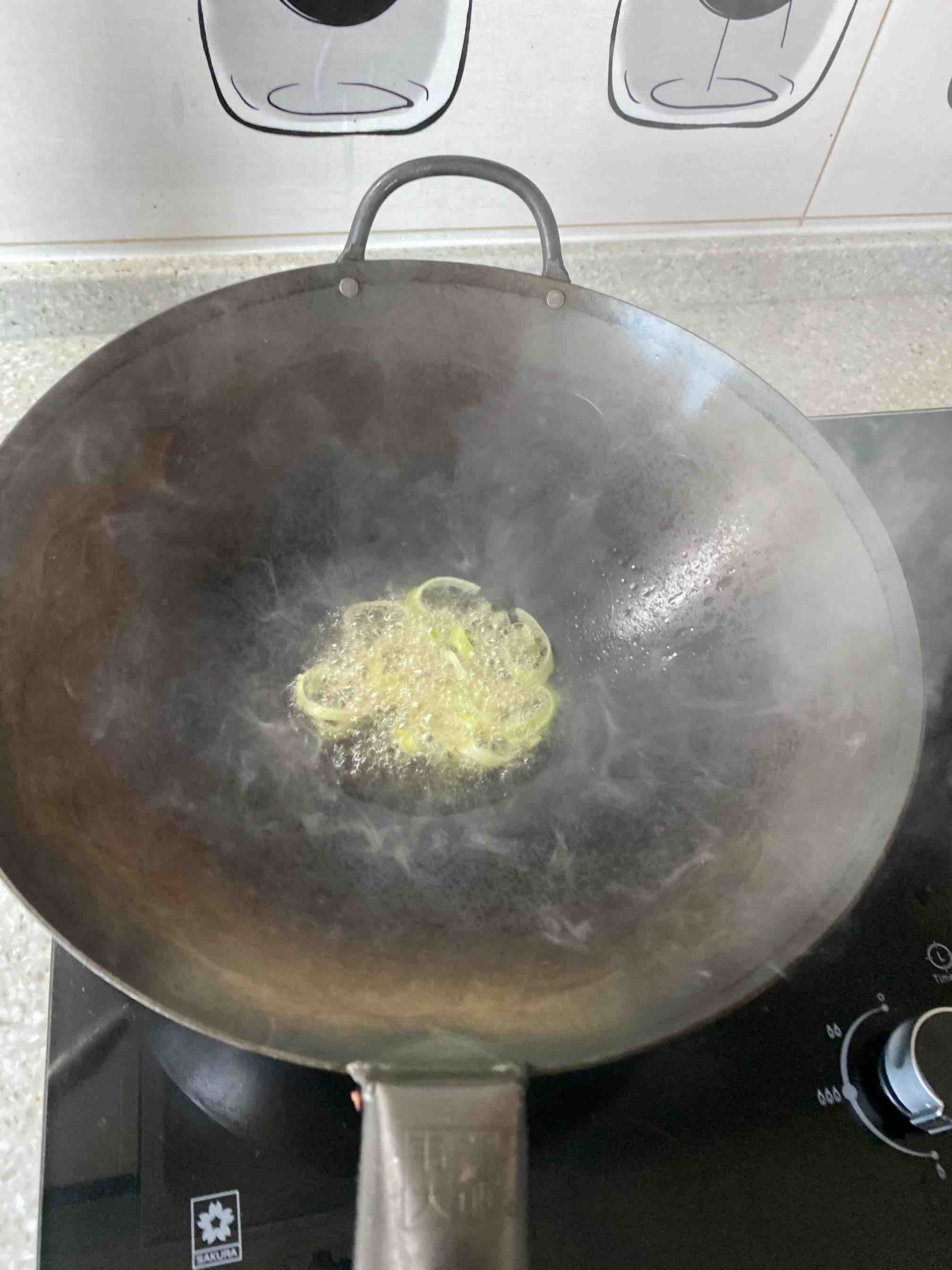 蠔油生菜的做法-家常味炒菜譜