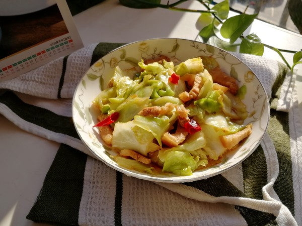 手撕包菜炒肉的做法-咸鮮味炒菜譜
